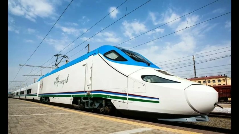 Поезд Афросиаб Узбекистан