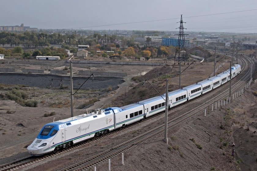 Узбекистан скоростной поезд Афросиаб