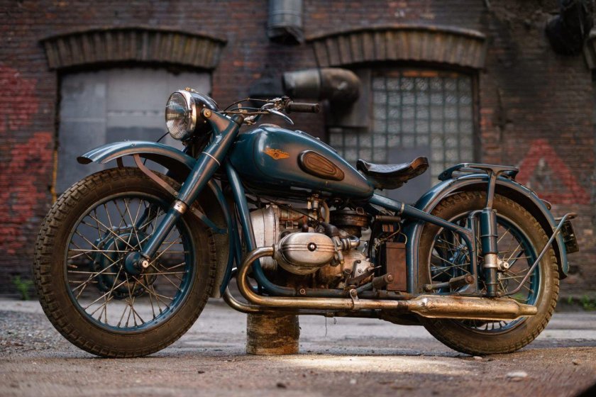 Мотоцикл ИМЗ М-72