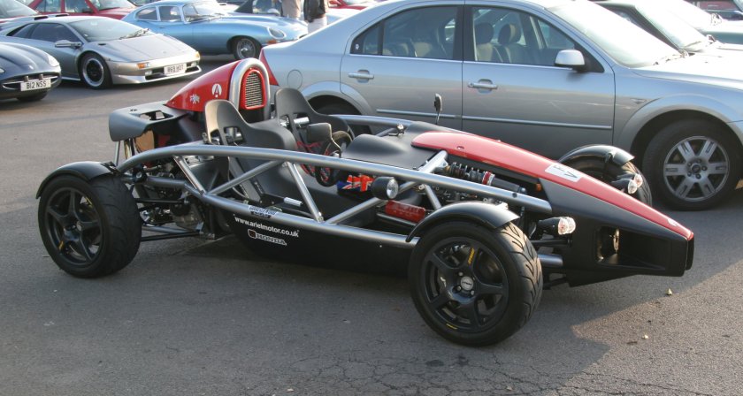 Ariel Atom 500 v8