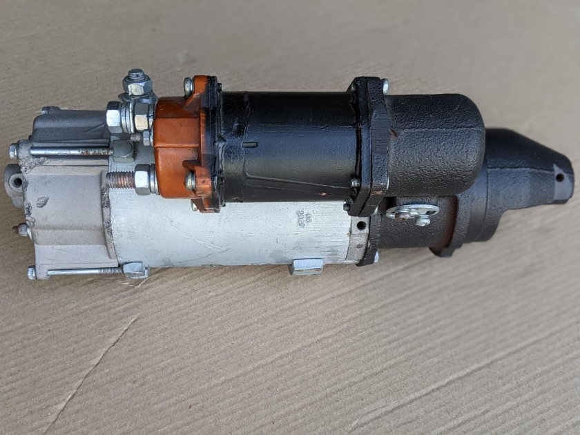 Стартер 142т