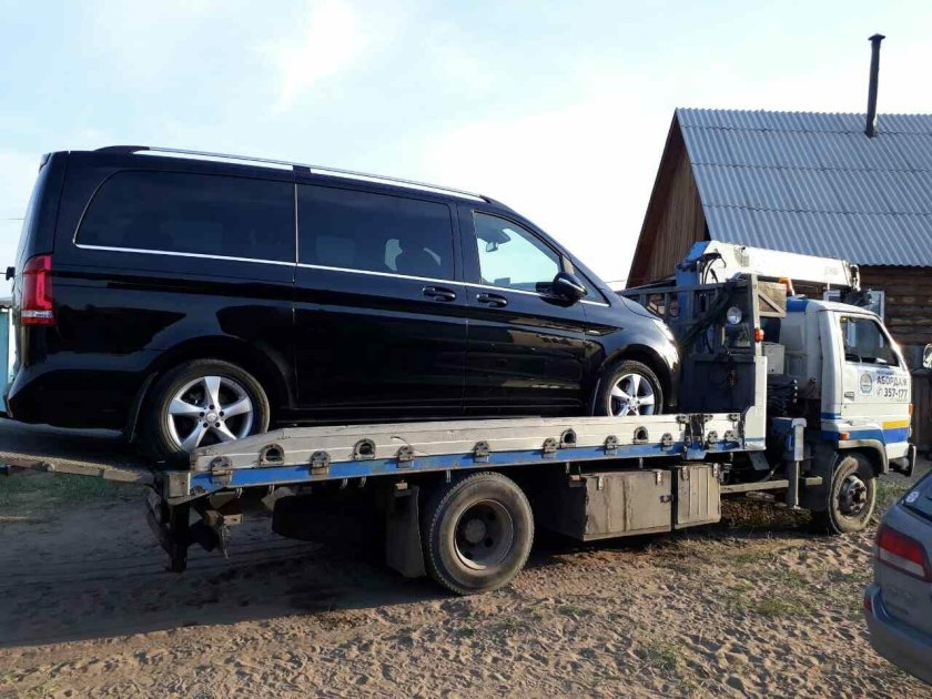 Эвакуатор с манипулятором для микроавтобусов