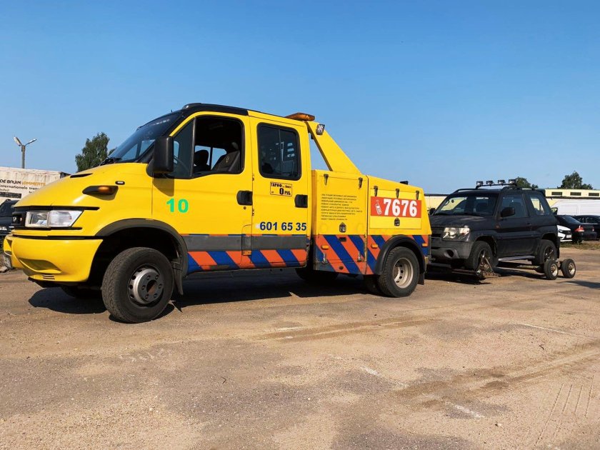 Эвакуатор частичной погрузки Iveco Daily