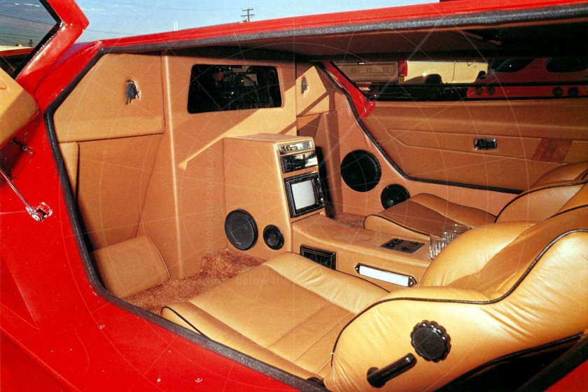 Lamborghini countach салон