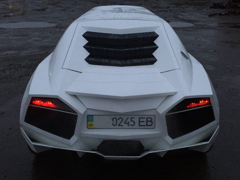 Ламборгини ревентон лимузин