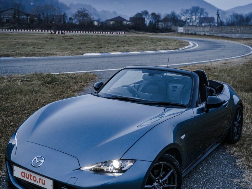 Mazda roadster 2020