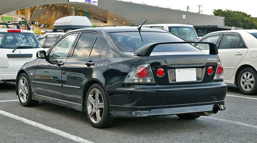 Toyota Altezza 98