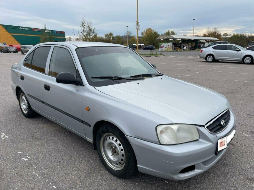 Hyundai accent 2005