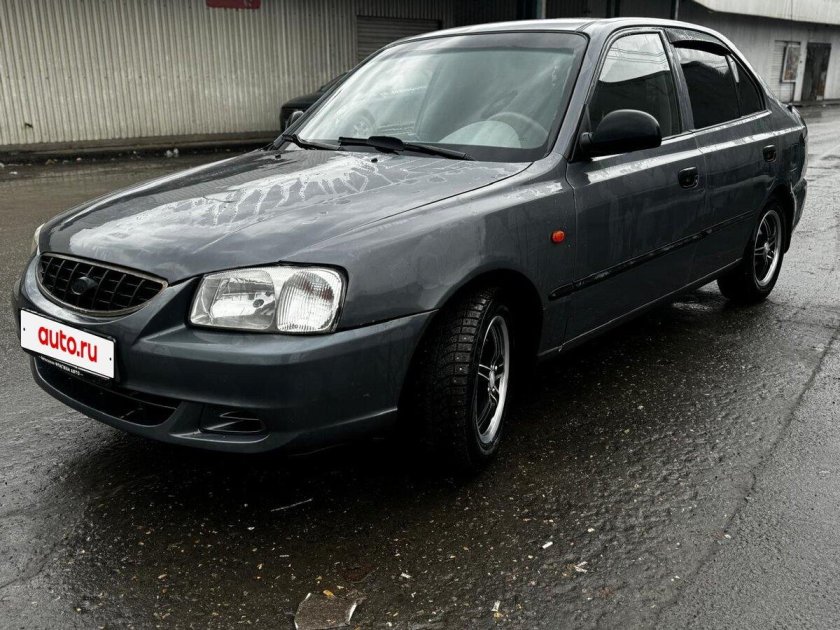 Hyundai accent серый