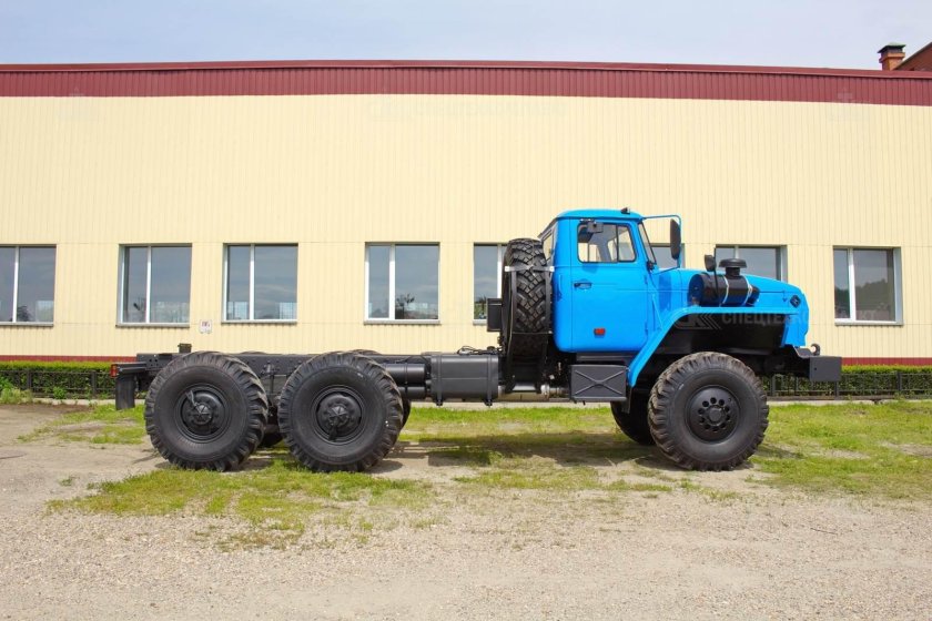 Шасси Урал 5557