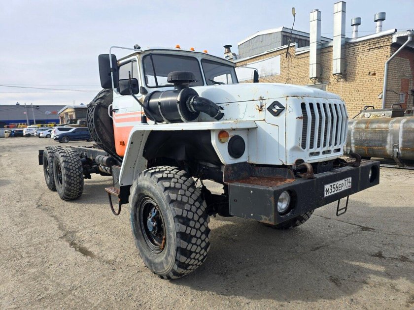 Урал 4320 длиннобазовый