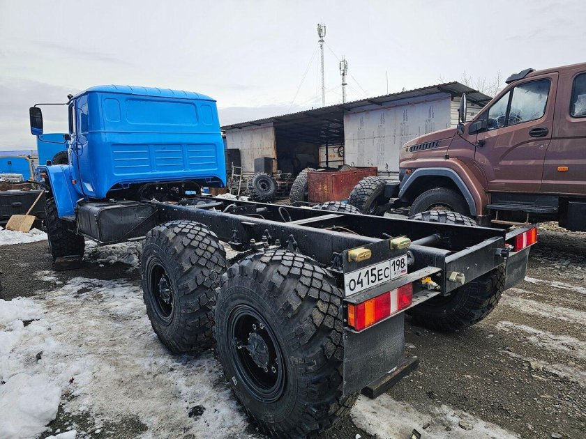 Урал 4320 длиннобазовый