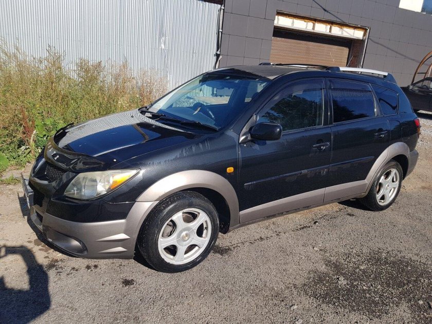 Toyota Voltz 2002-2004