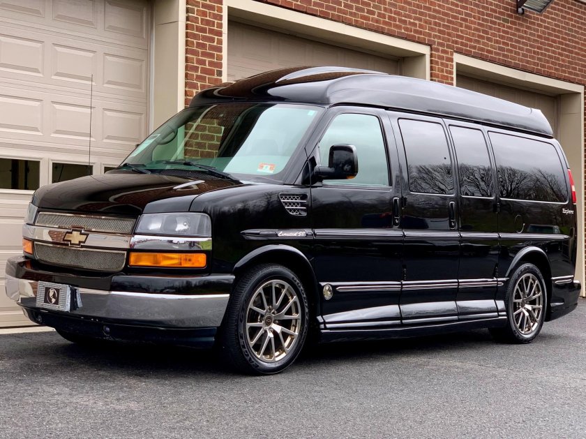 Chevrolet Express 2500