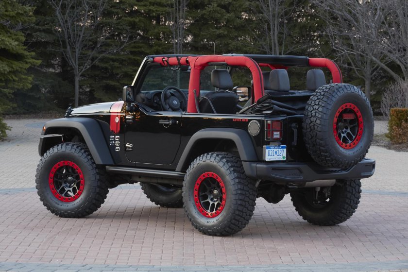 Jeep Wrangler 4