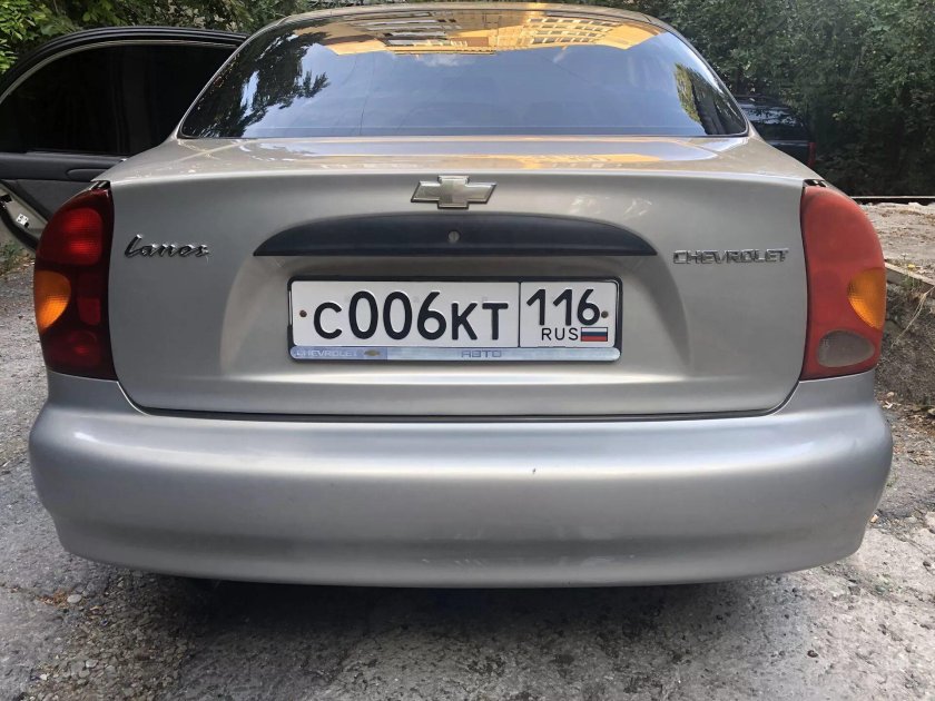 Шевроле Ланос 2008 сзади