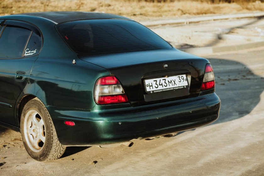 Daewoo Leganza сзади