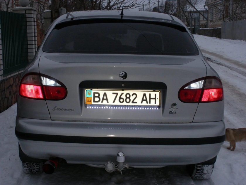 Chevrolet lanos сзади