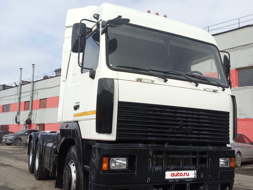 Седельный тягач маз‑643028