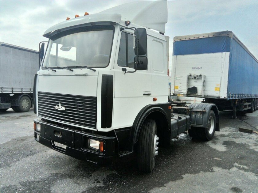 МАЗ 5432 тягач