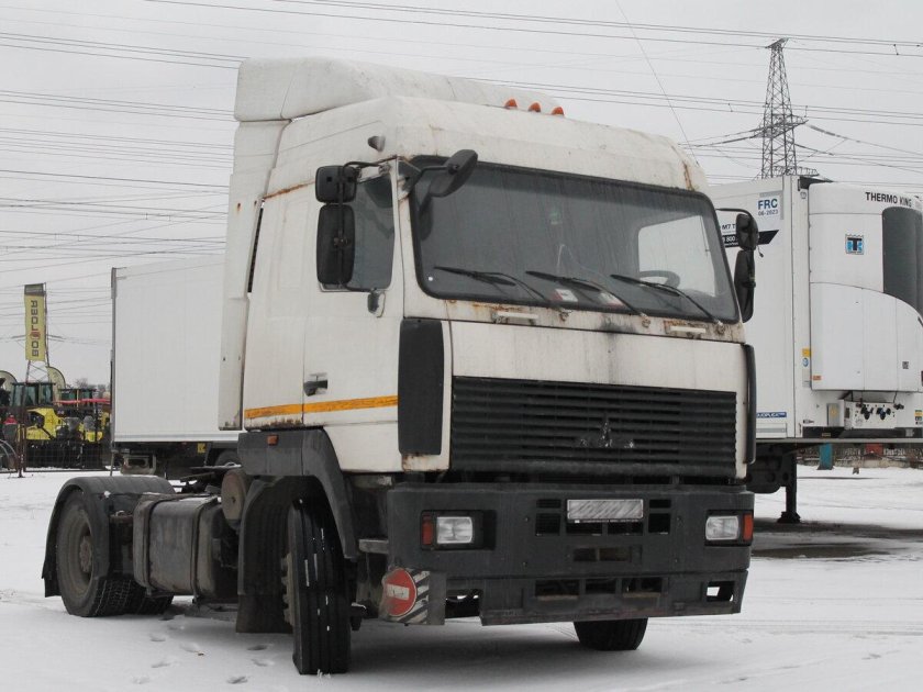 МАЗ тягач 2012