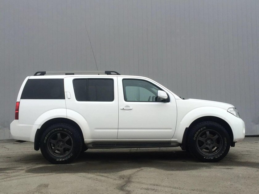 265/65 R18 Nissan Pathfinder r51