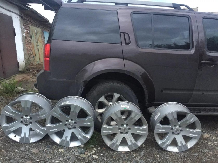 Диски r20 Nissan Pathfinder