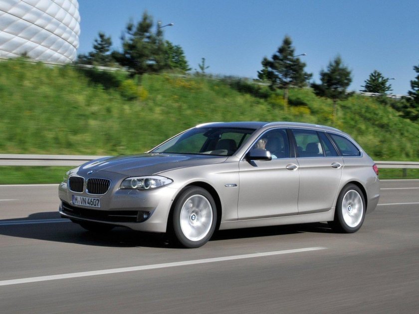 BMW 5 универсал