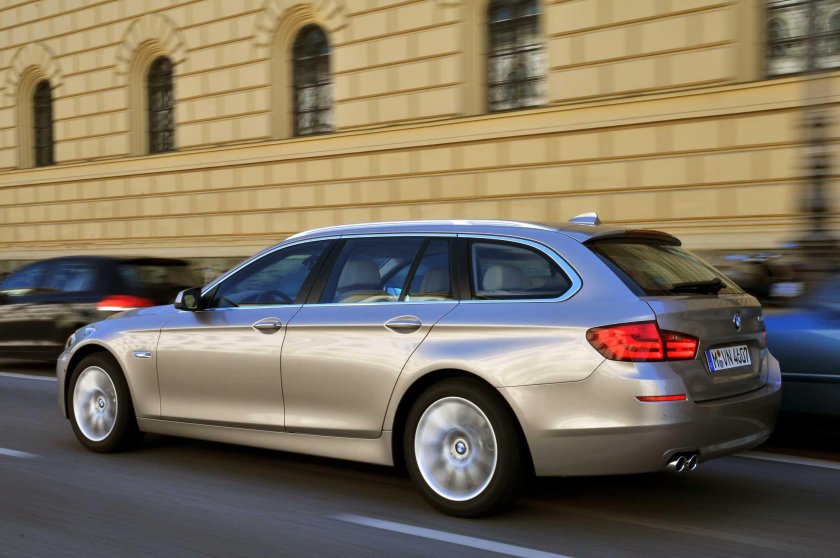 BMW 5 универсал