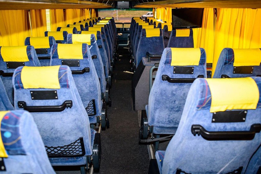 Автобус салон