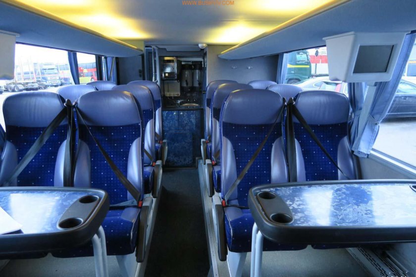 Neoplan 122 салон