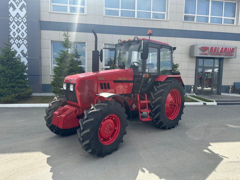 Трактор мтз беларус