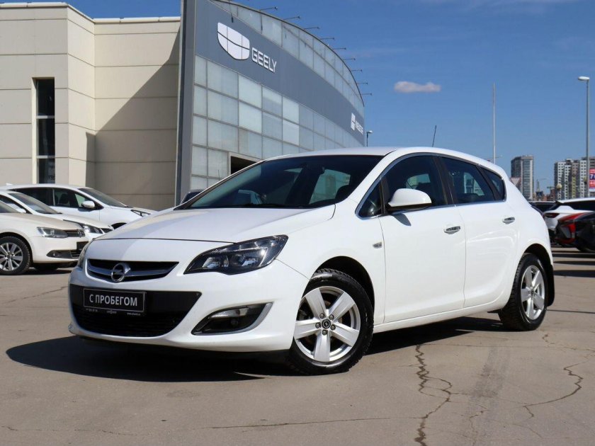 Opel astra j 2012