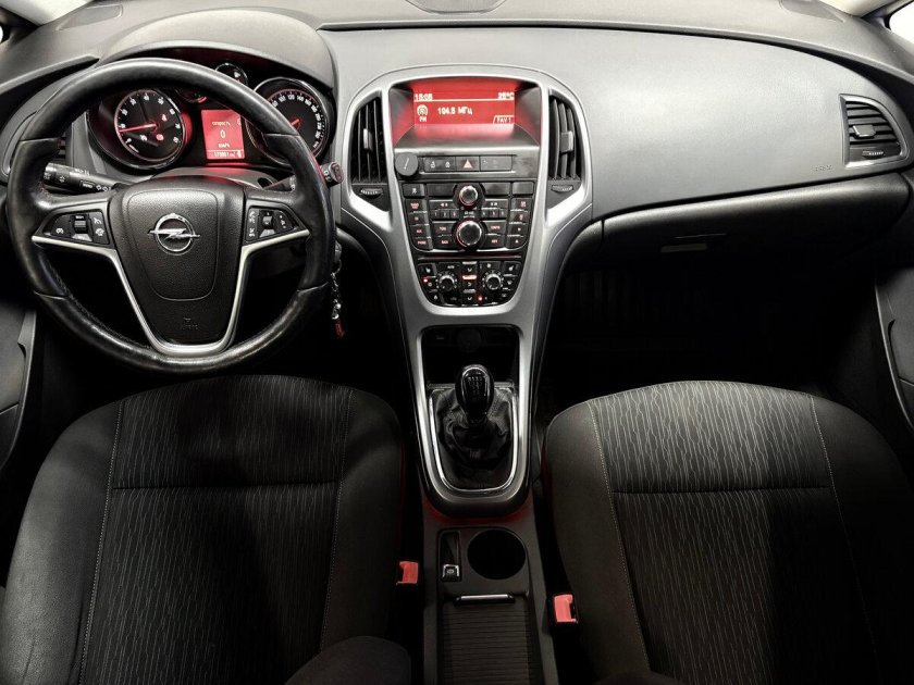 Opel astra j рестайлинг