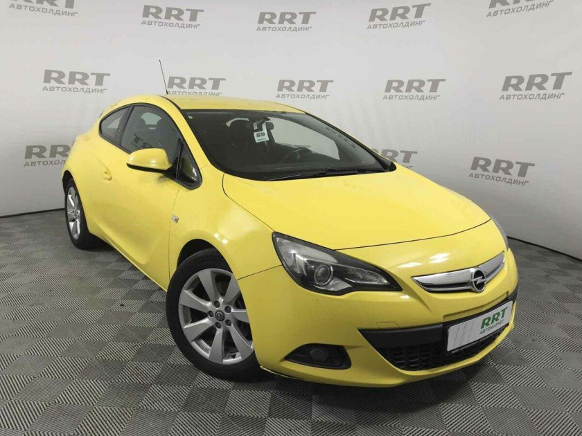 Опель Астра GTC 2012