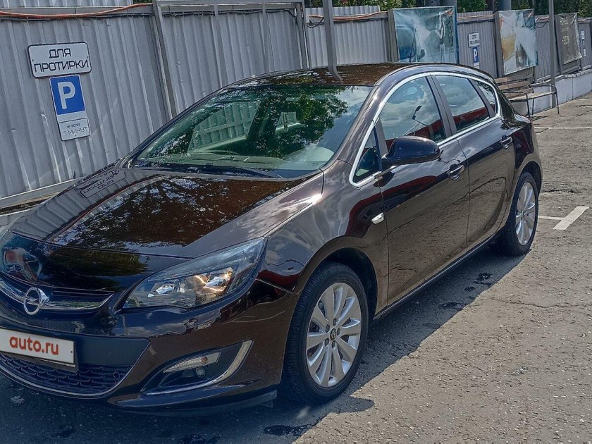 Opel Astra j 2012 1.6 Cosmo