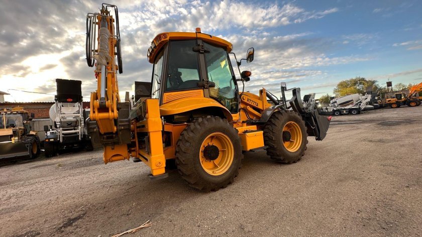 Экскаватор-погрузчик hyundai h940s