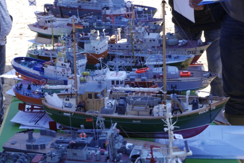 Выставка кораблей Постер