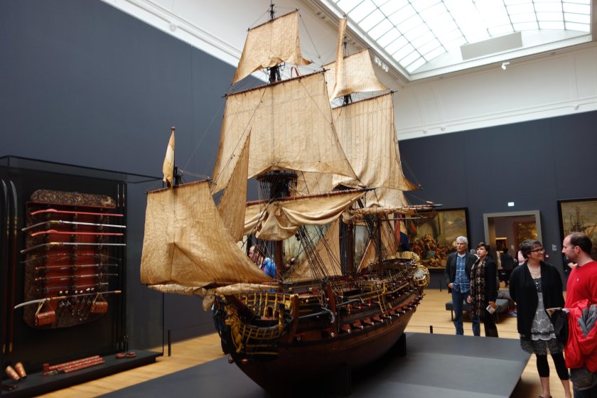 Музей Амстердама Рейксмюсеум экспонаты внутри