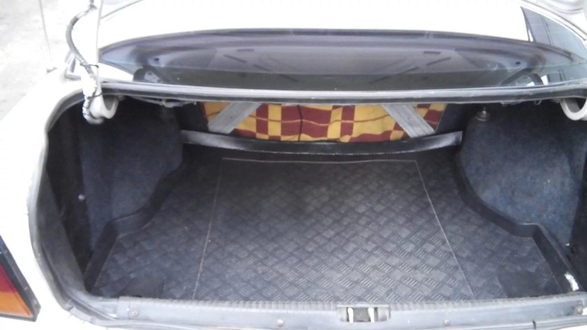 Daewoo espero багажник