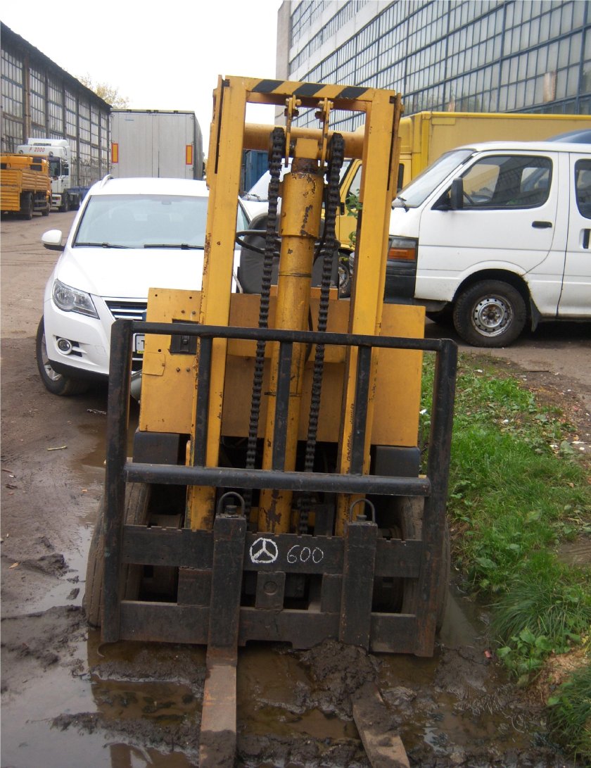 Погрузчик вилочный 3т тойота