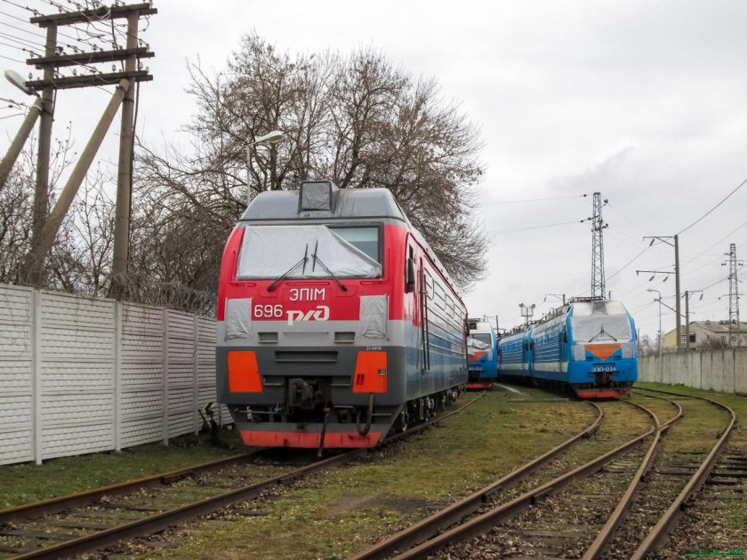 Поезд эп1м