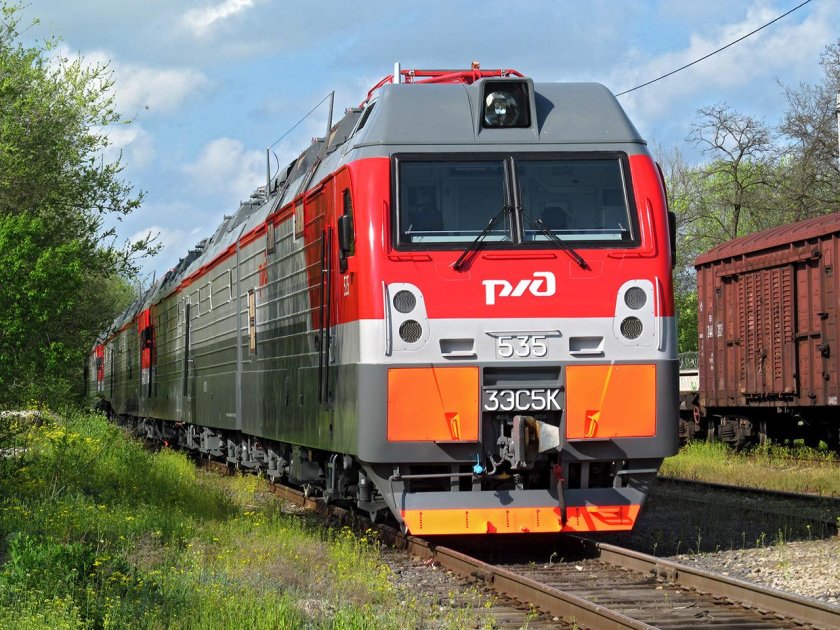 Локомотив 3эс5к Ермак