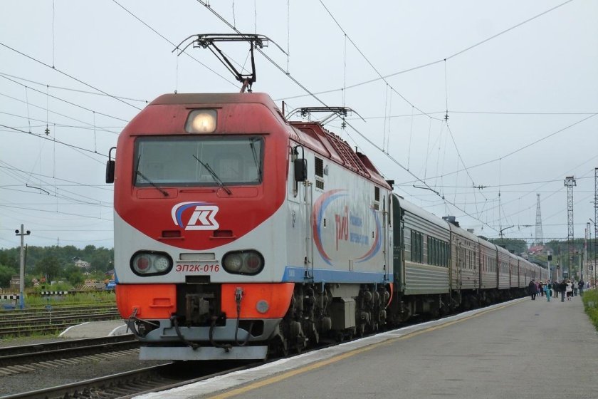 Станция Серов