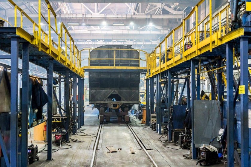 Тихвинский завод вагоностроения