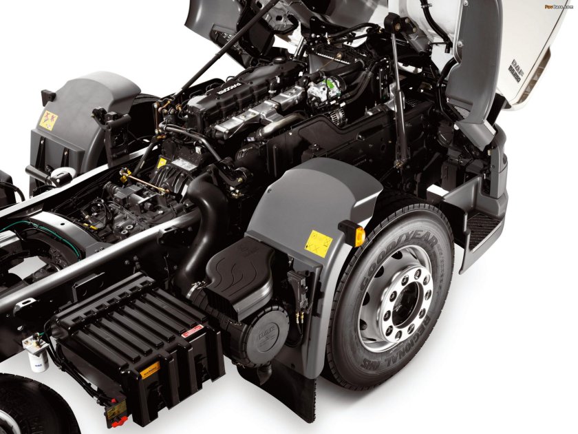 DAF тягач двигатель