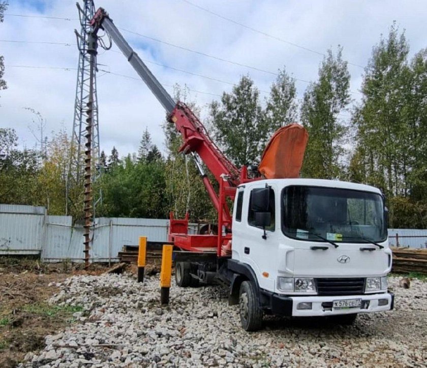 Бурильно крановая машина