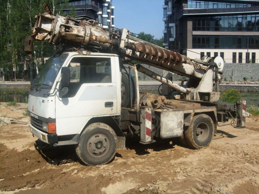 Буроям машина