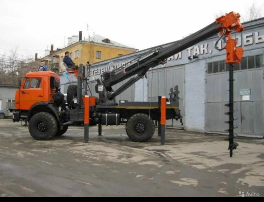 Ямобур Junjin sa-040c на базе КАМАЗ 43502