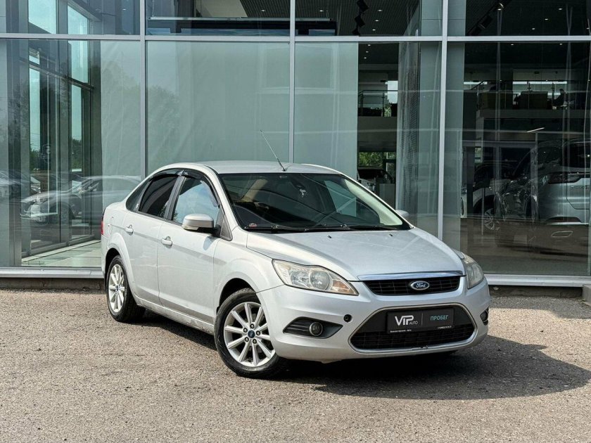 Форд фокус 2 2010